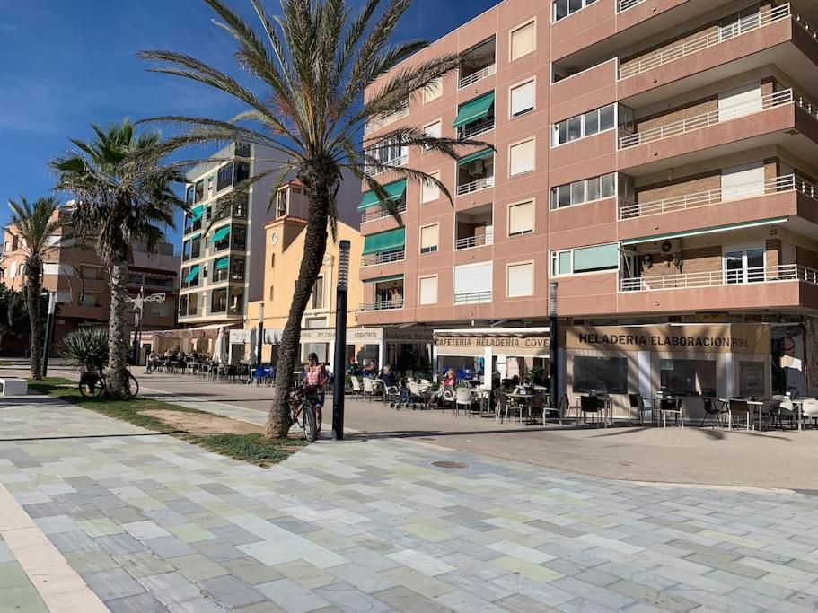Modern Apartment Near Beach La Mata  Extérieur photo